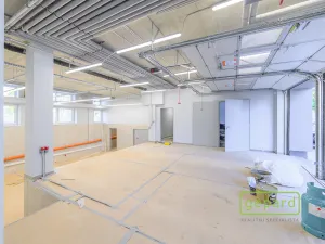 Prodej obchodního prostoru, České Budějovice, Dr. Bureše, 1032 m2