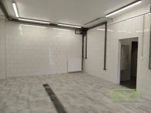 Prodej obchodního prostoru, České Budějovice, Dr. Bureše, 1032 m2