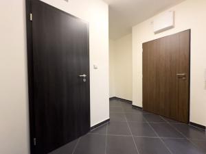 Pronájem bytu 2+kk, Praha - Dolní Měcholupy, Honzíkova, 54 m2