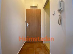 Pronájem bytu 1+kk, Karviná - Hranice, Slovenská, 30 m2