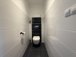 Pronájem bytu 2+kk, Pardubice - Zelené Předměstí, Pod Vinicí, 57 m2