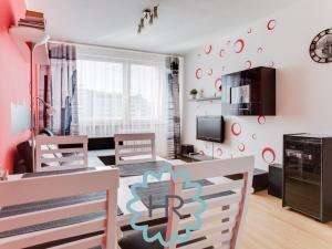 Pronájem bytu 2+kk, Praha - Michle, Hodonínská, 42 m2