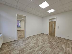 Pronájem kanceláře, Plzeň, Bělohorská, 121 m2