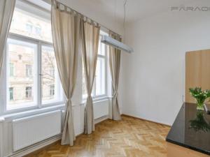 Pronájem bytu 3+1, Praha - Vinohrady, Mánesova, 105 m2