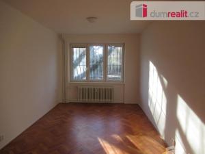 Pronájem bytu 3+kk, Praha - Břevnov, Na Petřinách, 70 m2