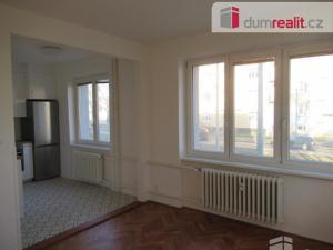 Pronájem bytu 3+kk, Praha - Břevnov, Na Petřinách, 70 m2