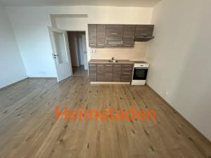 Pronájem bytu 1+kk, Ostrava - Poruba, Porubská, 32 m2