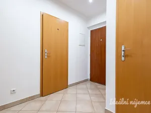 Pronájem bytu 2+kk, Praha - Záběhlice, Velenovského, 53 m2