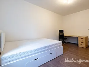 Pronájem bytu 2+kk, Praha - Záběhlice, Velenovského, 53 m2