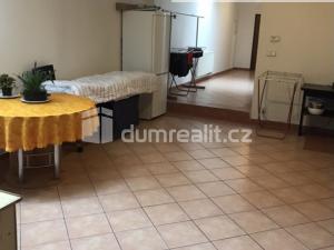 Pronájem bytu 1+kk, Praha - Hostavice, Pilská, 21 m2