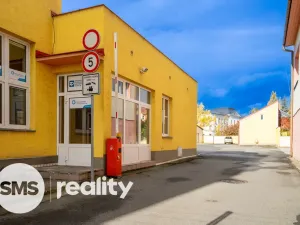 Pronájem kanceláře, Krnov - Pod Bezručovým vrchem, Revoluční, 328 m2