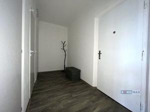 Prodej bytu 3+1, Veselí nad Moravou, Hutník, 75 m2