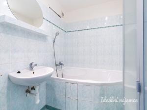 Pronájem bytu 4+kk, Praha - Stodůlky, Fantova, 89 m2