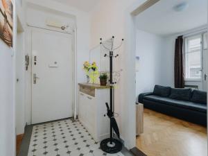 Pronájem bytu 2+1, Praha - Nové Město, Ve Smečkách, 52 m2