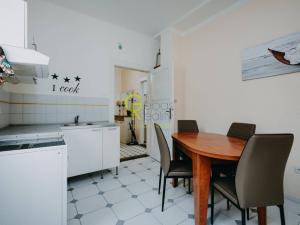 Pronájem bytu 2+1, Praha - Nové Město, Ve Smečkách, 52 m2