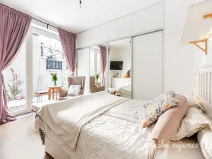 Pronájem bytu 2+kk, Praha - Vršovice, Košická, 48 m2