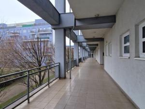 Pronájem bytu 3+kk, Praha - Michle, Novobohdalecká, 74 m2