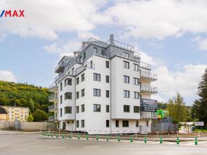 Prodej bytu 3+kk, Karlovy Vary, Šumavská, 70 m2