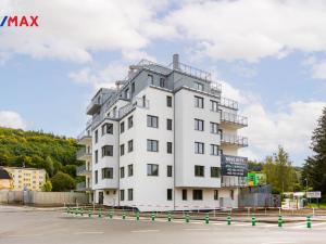 Prodej bytu 2+kk, Karlovy Vary, Šumavská, 64 m2