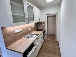 Pronájem bytu 3+1, Olomouc - Povel, Mišákova, 73 m2