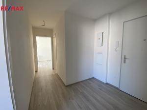 Prodej bytu 2+kk, Zlín, Tyršovo nábřeží, 88 m2