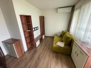 Pronájem bytu 2+kk, Brno - Starý Lískovec, Mikuláškovo náměstí, 41 m2