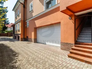 Prodej činžovního domu, Praha - Kunratice, Kálmánova, 715 m2