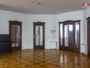 Prodej rodinného domu, Praha - Šeberov, 1011 m2