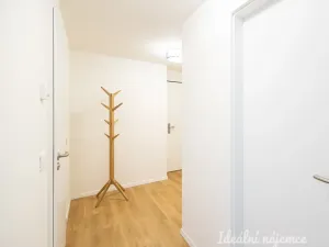 Pronájem bytu 2+kk, Praha - Michle, U plynárny, 56 m2