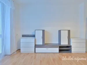 Pronájem bytu 1+1, Brno - Královo Pole, Tyršova, 37 m2