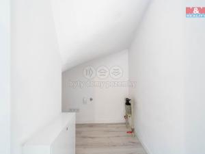 Prodej rodinného domu, Milovice - Benátecká Vrutice, 158 m2