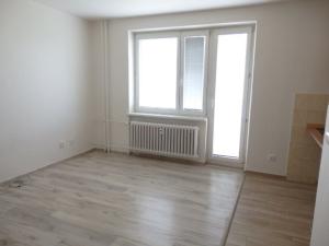 Pronájem bytu 1+kk, Bruntál, Čs. armády, 28 m2