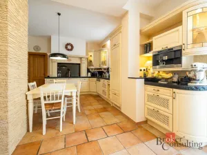 Prodej rodinného domu, Benešov, Zapova, 270 m2