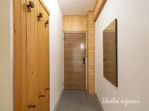 Pronájem bytu 1+1, Praha - Troja, Mazurská, 50 m2