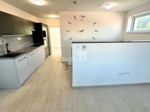 Pronájem bytu 3+kk, Pelhřimov, Habrová, 75 m2