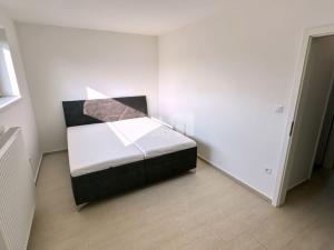 Pronájem bytu 3+kk, Pelhřimov, Habrová, 75 m2