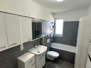 Pronájem bytu 3+kk, Pelhřimov, Habrová, 75 m2