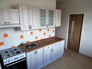 Prodej bytu 3+1, Bruntál, Jesenická, 68 m2