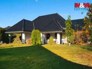 Prodej rodinného domu, Třebestovice, V zákruží, 280 m2