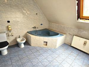 Prodej rodinného domu, Kralupy nad Vltavou - Zeměchy, Josefa Janury, 580 m2