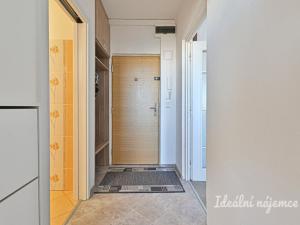 Pronájem bytu 1+1, Hradec Králové - Nový Hradec Králové, třída Edvarda Beneše, 41 m2