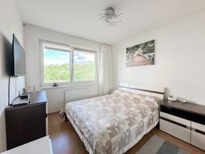 Prodej bytu 2+kk, Praha - Horní Měcholupy, Modenská, 58 m2