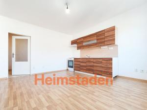 Pronájem bytu 1+kk, Havířov - Město, Hlavní třída, 37 m2