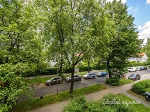 Pronájem bytu 3+1, Praha - Strašnice, Dvouletky, 61 m2