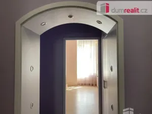 Prodej bytu 2+1, Mariánské Lázně, Hlavní třída, 102 m2