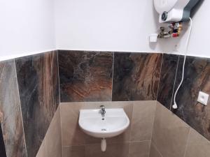 Pronájem komerční nemovitosti, Sušice - Sušice II, Hrádecká, 29 m2