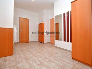 Pronájem bytu 3+1, Praha - Vršovice, Novorossijská, 98 m2