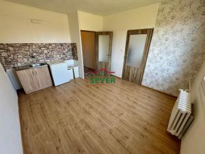 Prodej bytu 1+1, Hostomice, Školní náměstí, 36 m2