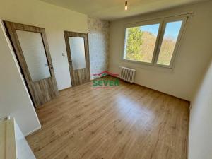 Prodej bytu 1+1, Hostomice, Školní náměstí, 36 m2