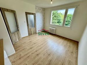 Prodej bytu 1+1, Hostomice, Školní náměstí, 36 m2